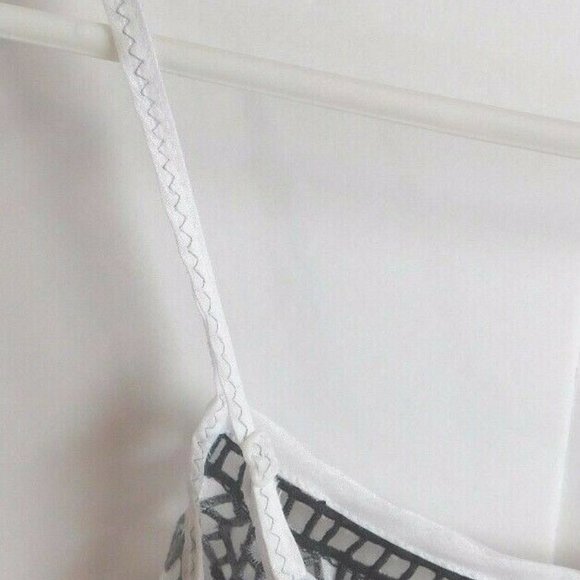 XXI Sleeveless Boho Pullover Womens Top Petite Sm - Picture 5 of 10